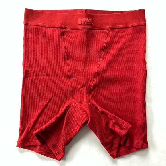 SKIMS Cotton Rib Boxer | Cranberry | Size SMALL NWOT - Picture 1 of 12
